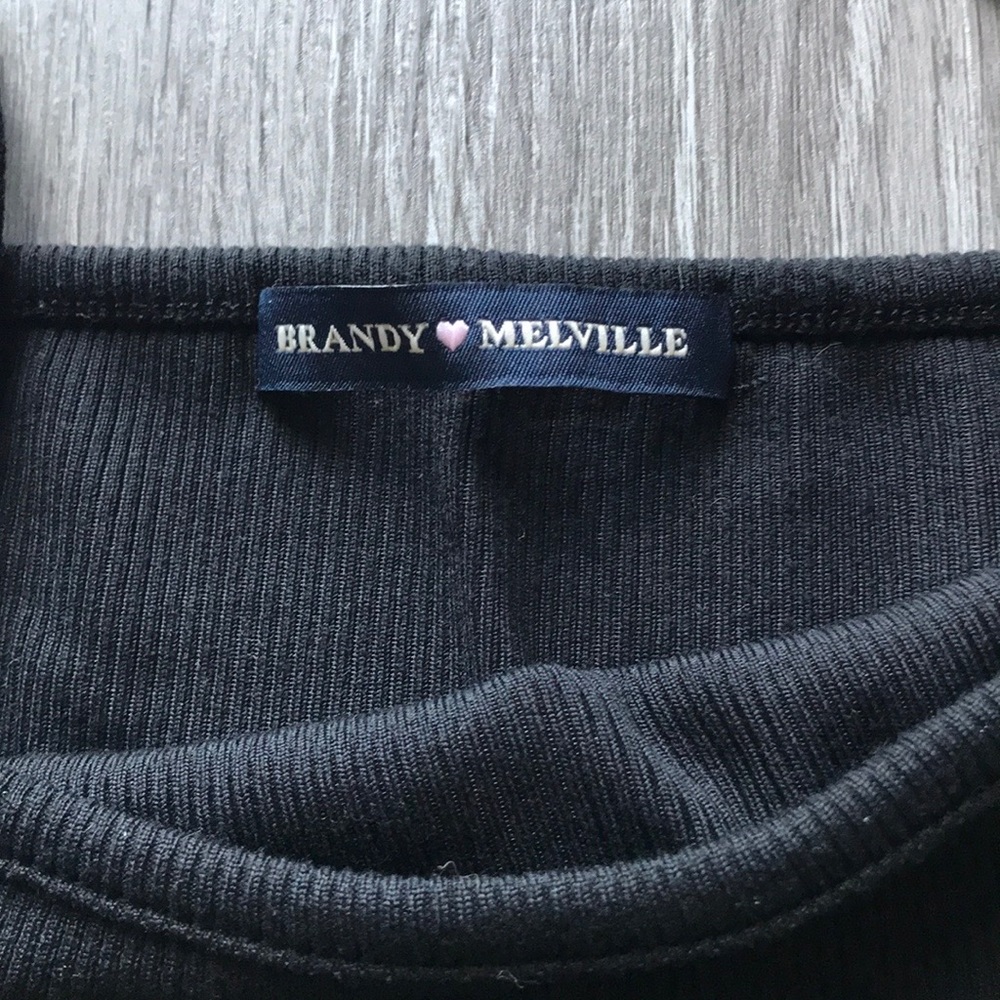 NWOT Brandy Melville top - Picture 2 of 3